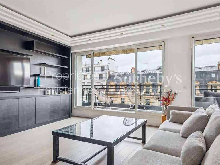 Appartement Paris 8e - 2 chambres - 118m²