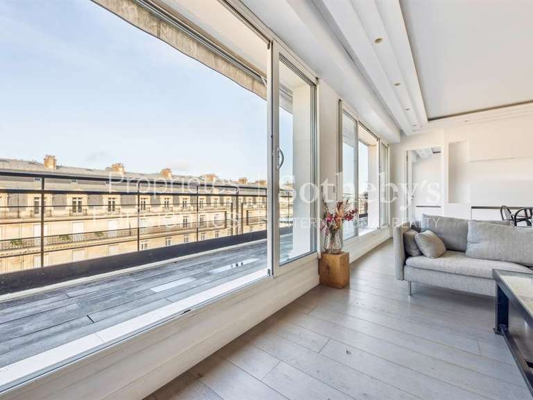 Appartement Paris 8e - 2 chambres - 118m²