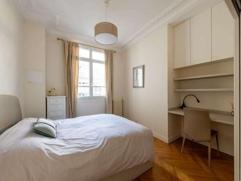 Appartement Paris 8e - 3 chambres