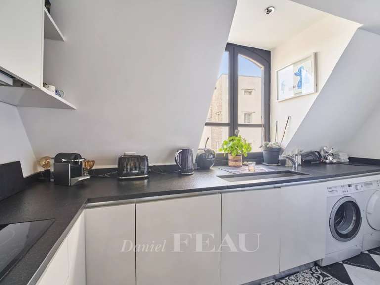 Appartement Paris 8e - 2 chambres - 96m²