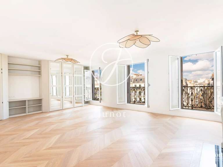 Appartement Paris 8e - 3 chambres - 116m²