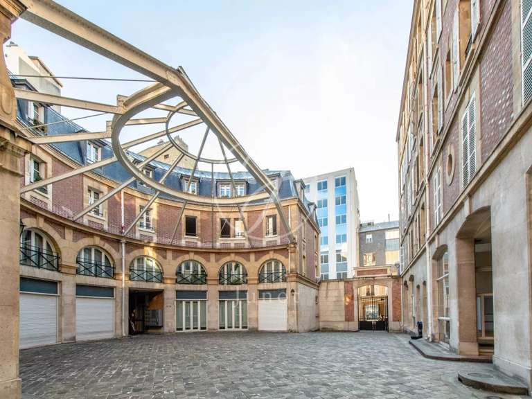 Appartement Paris 8e - 5 chambres - 157m²