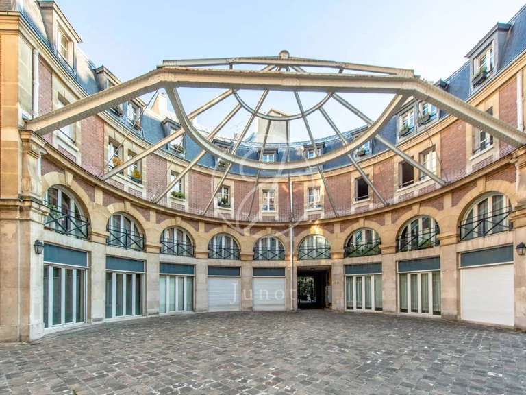 Appartement Paris 8e - 5 chambres - 157m²