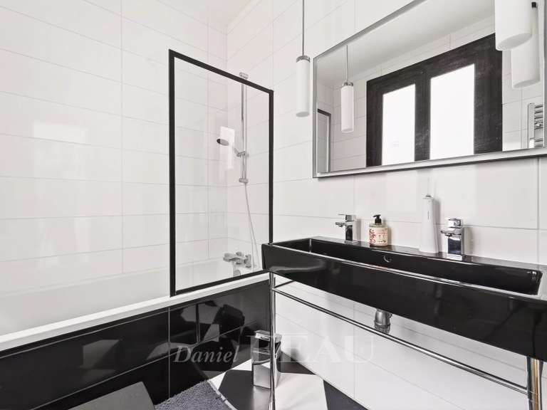 Appartement Paris 8e - 4 chambres - 270m²