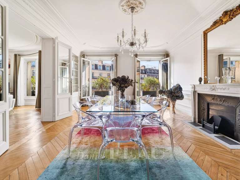 Appartement Paris 8e - 4 chambres - 270m²