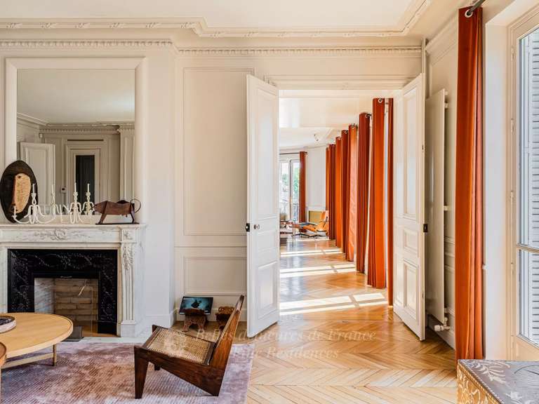 Appartement Paris 8e - 4 chambres - 390m²