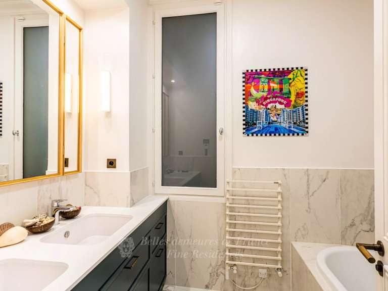 Appartement Paris 8e - 4 chambres - 390m²