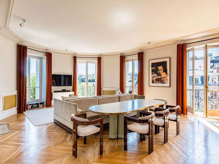 Appartement Paris 8e - 4 chambres - 390m²