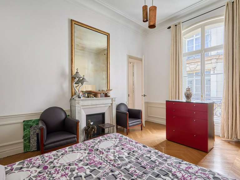 Appartement Paris 8e - 4 chambres - 176m²