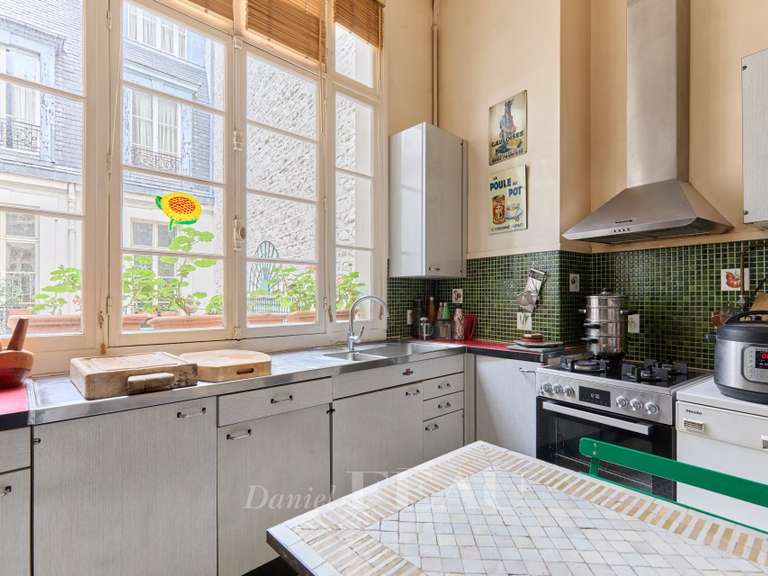 Appartement Paris 8e - 4 chambres - 176m²