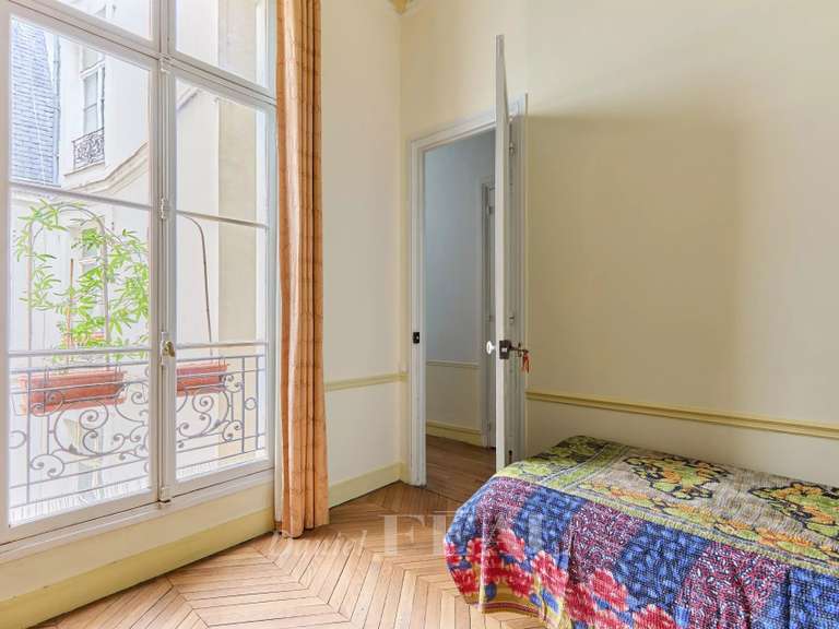 Appartement Paris 8e - 4 chambres - 176m²