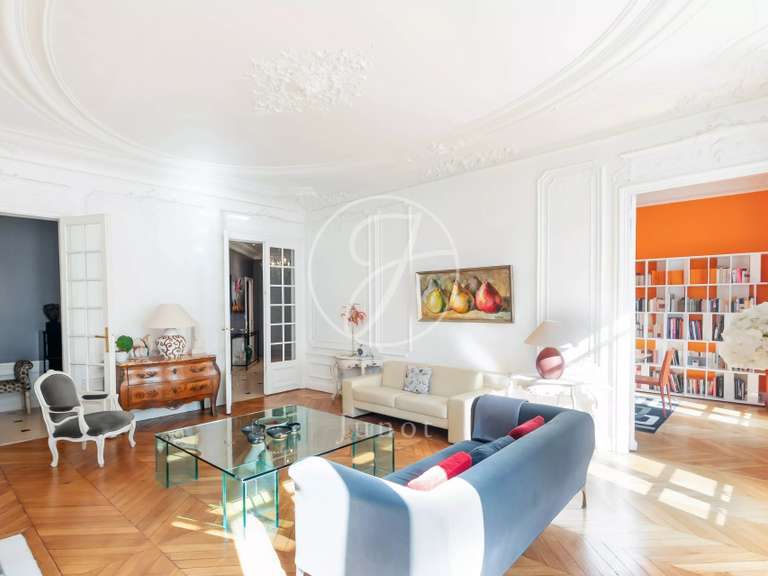 Appartement Paris 8e - 4 chambres - 171m²