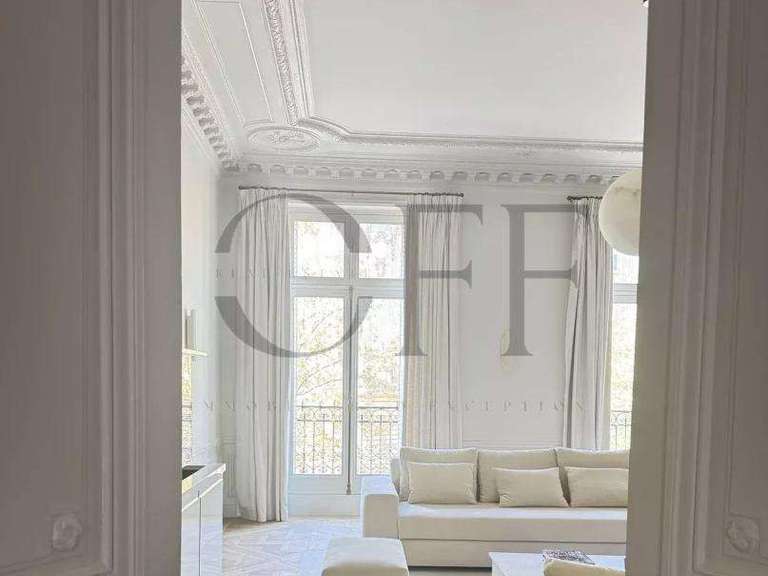 Appartement Paris 8e - 3 chambres