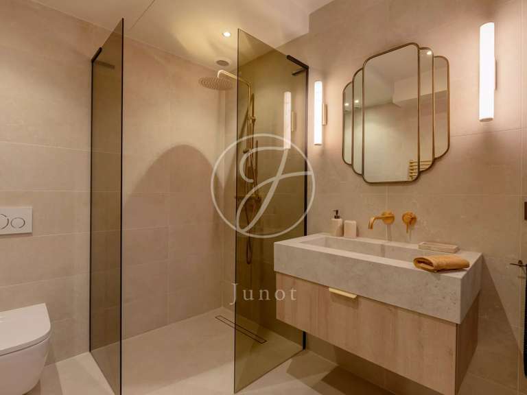 Apartment Paris 8e - 1 bedroom - 45m²