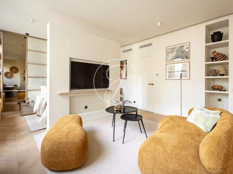 Apartment Paris 8e - 1 bedroom - 45m²