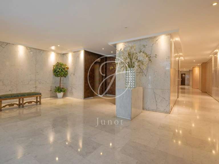 Apartment Paris 8e - 1 bedroom - 45m²