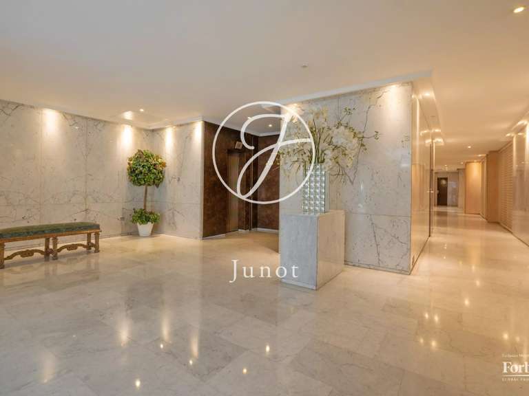 Appartement Paris 8e - 1 chambre - 45m²