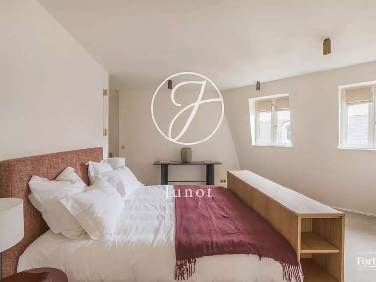 Appartement Paris 8e - 5 chambres - 247m²