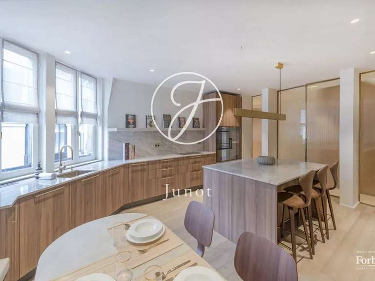 Appartement Paris 8e - 5 chambres - 247m²