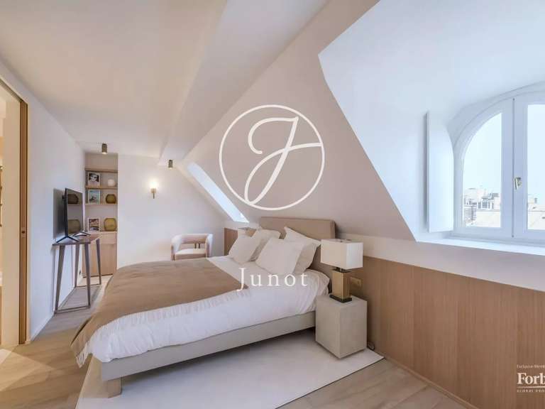 Appartement Paris 8e - 5 chambres - 247m²
