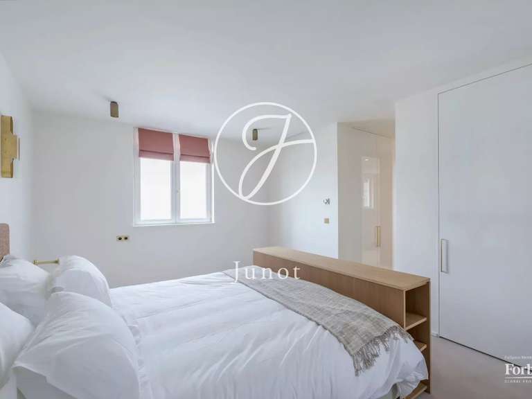 Appartement Paris 8e - 5 chambres - 247m²