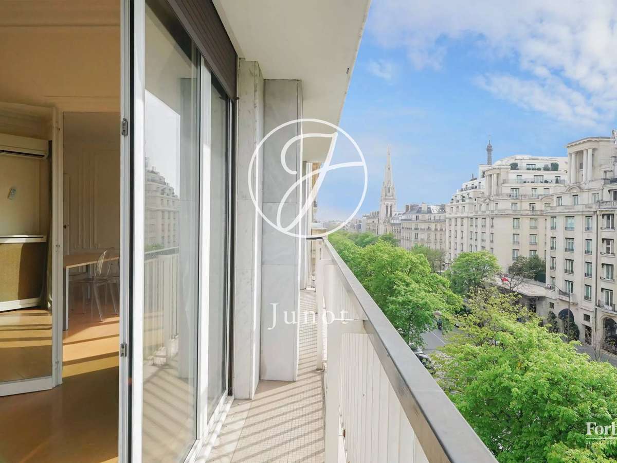 Apartment Paris 8e