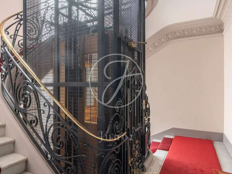 Apartment Paris 8e - 3 bedrooms - 200m²