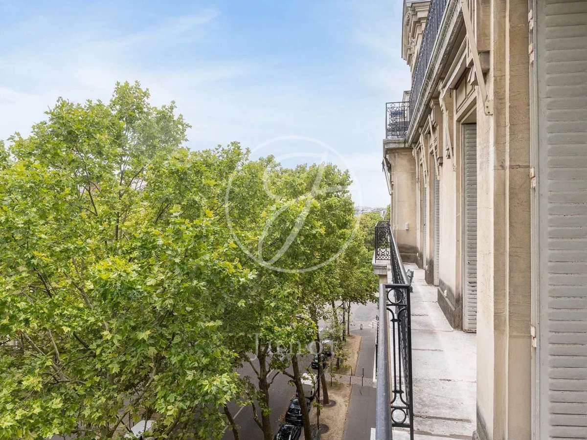 Apartment Paris 8e