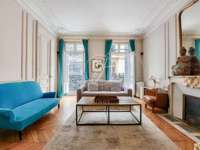 Apartment Paris 8e - 2 bedrooms - 107m²