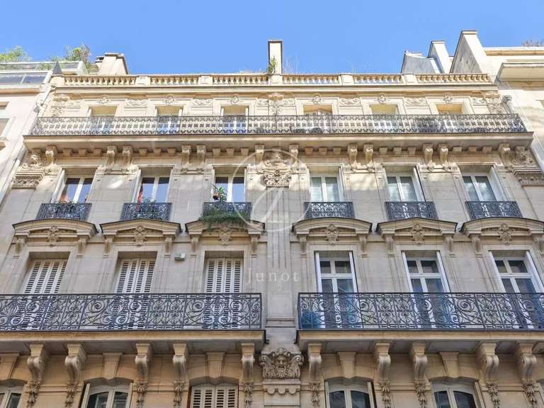Apartment Paris 8e - 2 bedrooms - 107m²