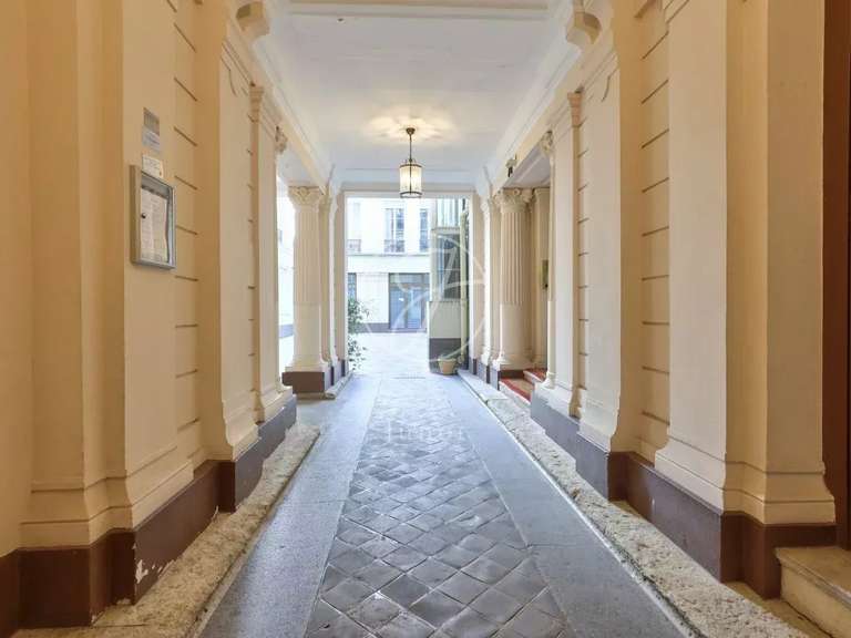 Apartment Paris 8e - 2 bedrooms - 107m²