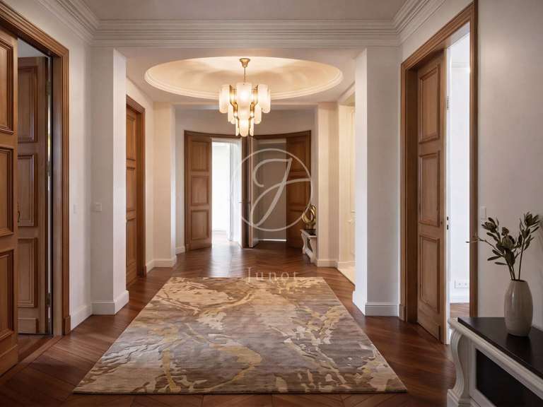 Apartment Paris 8e - 4 bedrooms - 249m²