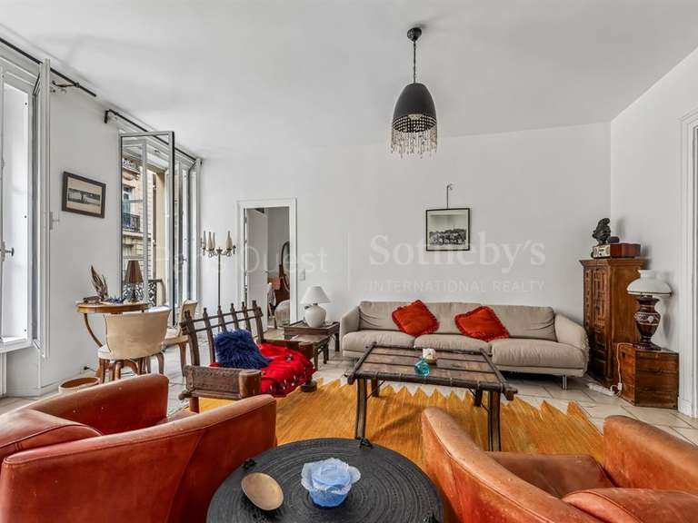 Appartement Paris 8e - 3 chambres - 112m²