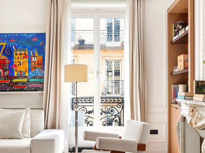 Appartement Paris 8e - 4 chambres - 152m²