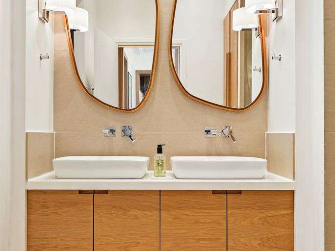 Appartement Paris 8e - 4 chambres - 152m²