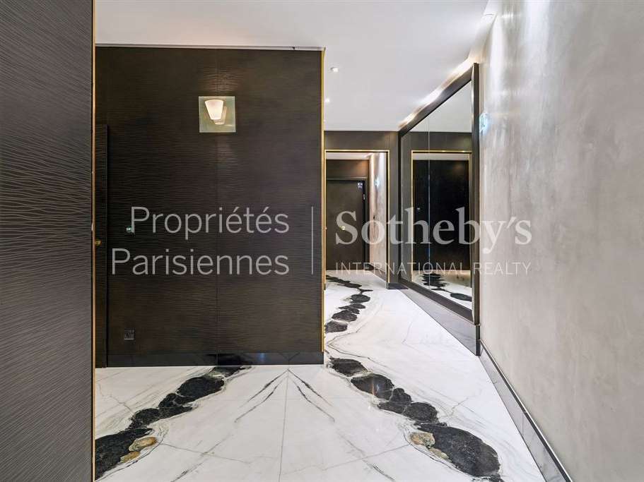 Apartment Paris 8e