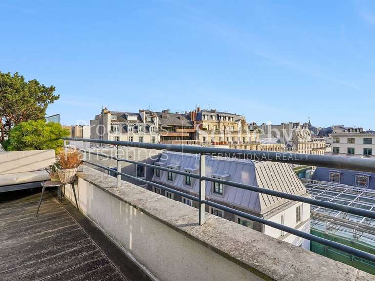 Appartement Paris 8e - 3 chambres - 252m²
