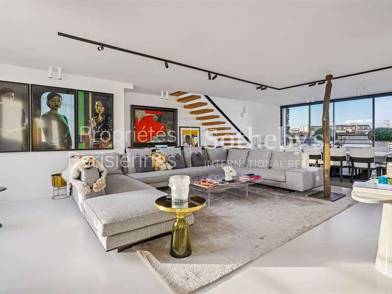 Appartement Paris 8e - 3 chambres - 252m²