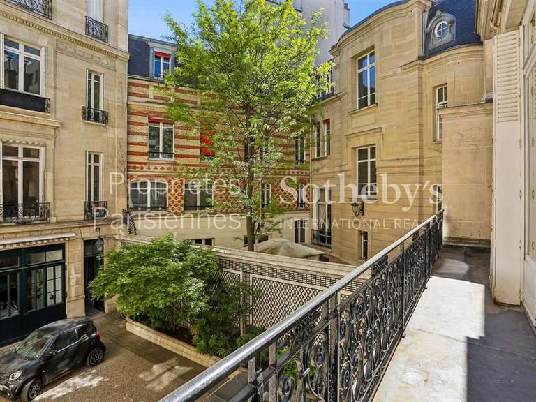Appartement Paris 8e - 5 chambres - 359m²