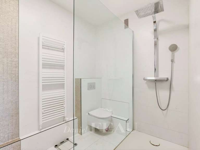 Appartement Paris 8e - 4 chambres - 190m²