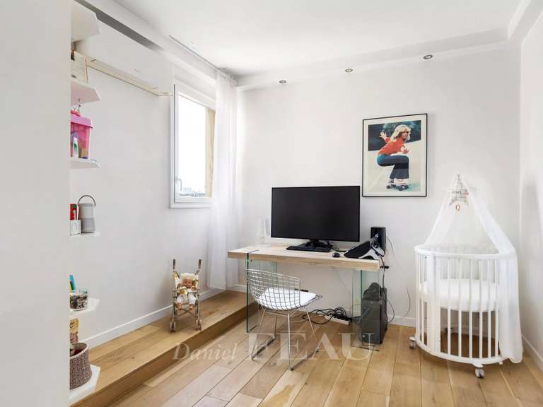 Appartement Paris 8e - 2 chambres - 84m²