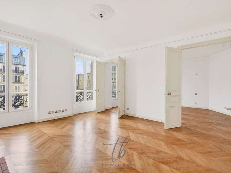 Appartement Paris 8e - 3 chambres