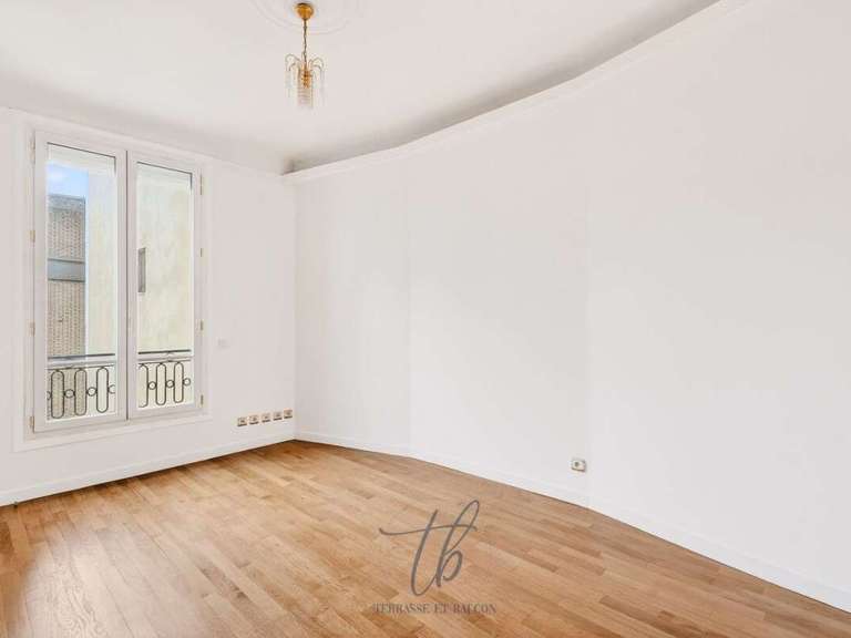Appartement Paris 8e - 3 chambres