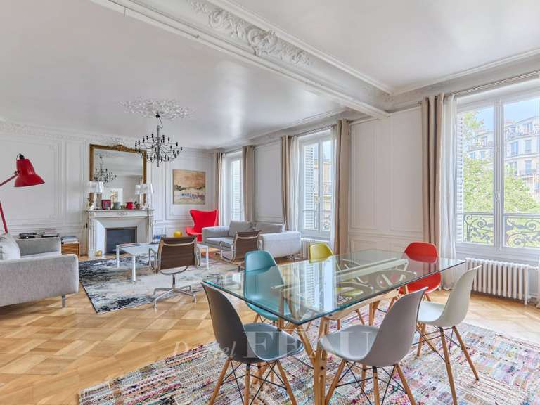 Appartement Paris 8e - 3 chambres - 172m²