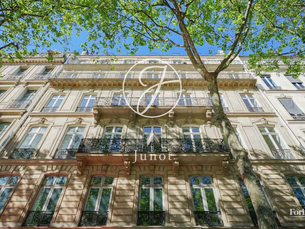 Apartment Paris 8e