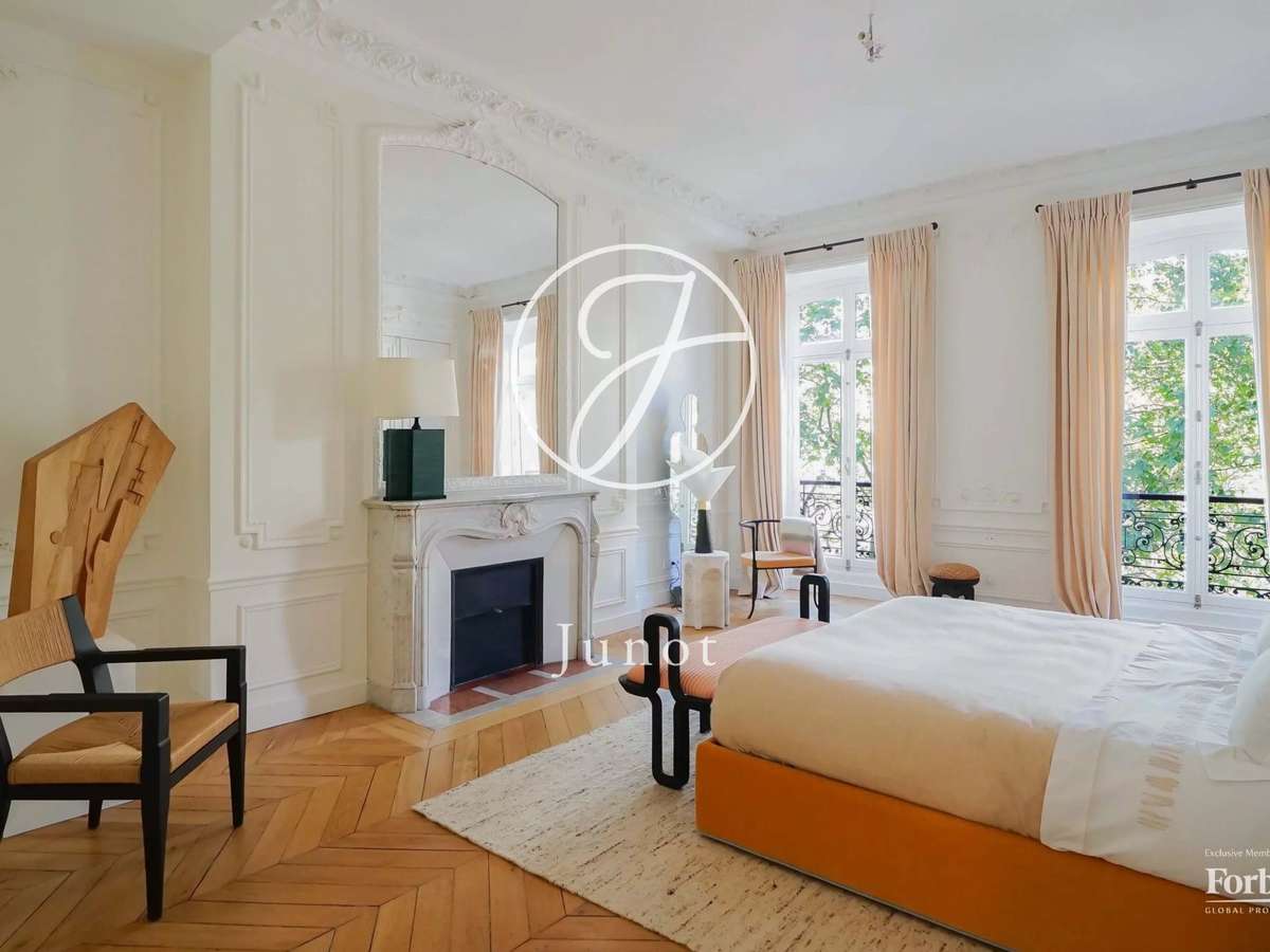 Apartment Paris 8e