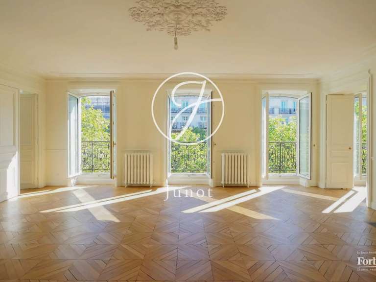 Appartement Paris 8e - 4 chambres - 253m²