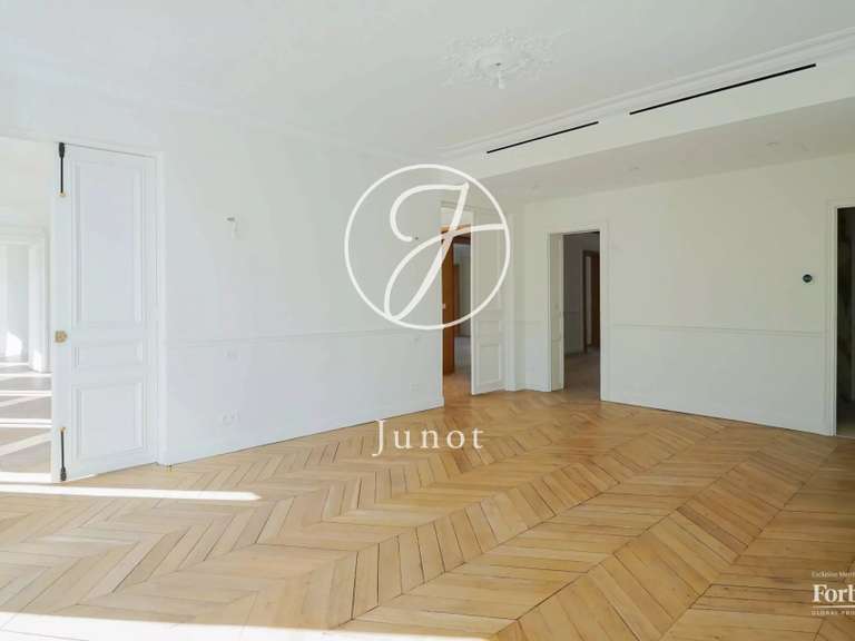 Appartement Paris 8e - 4 chambres - 253m²