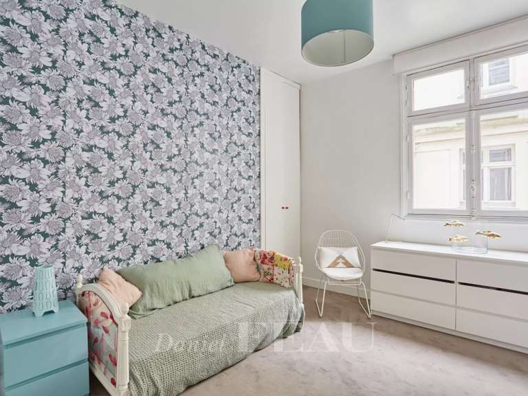 Appartement Paris 8e - 3 chambres - 174m²