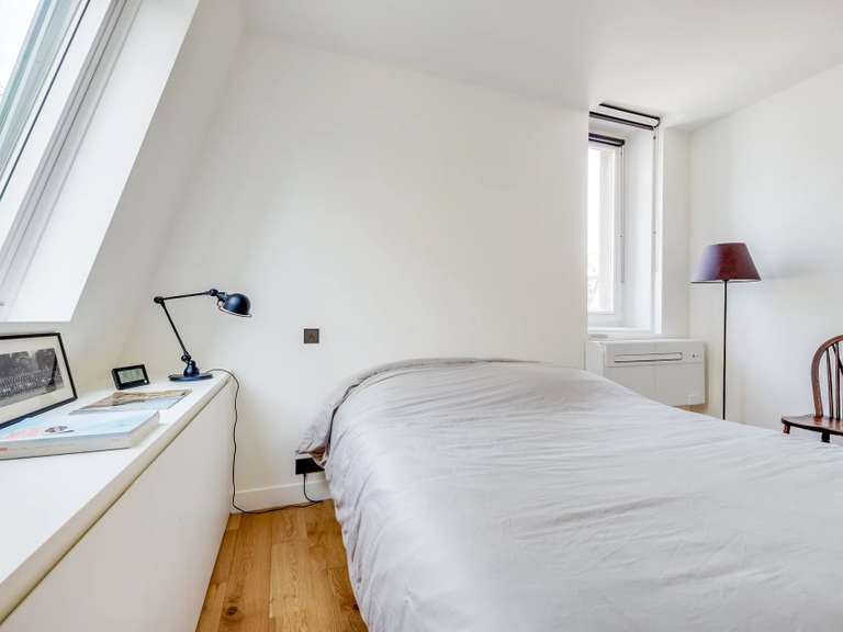 Appartement Paris 8e - 2 chambres - 63m²